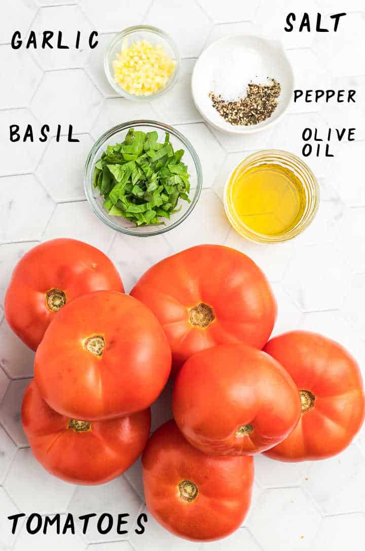 制作番茄汤所需的材料:西红柿、橄榄油、罗勒、盐和胡椒粉gydF4y2Ba